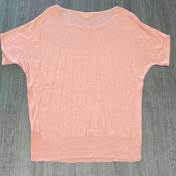 New York & Company Salmon Pink Short Sleeved Light Sweater - Womens Size M - Picture 5 of 7